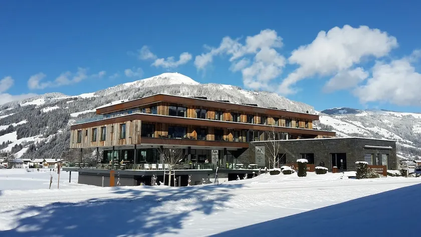 Windau Lodge Aparthotel - Image 1
