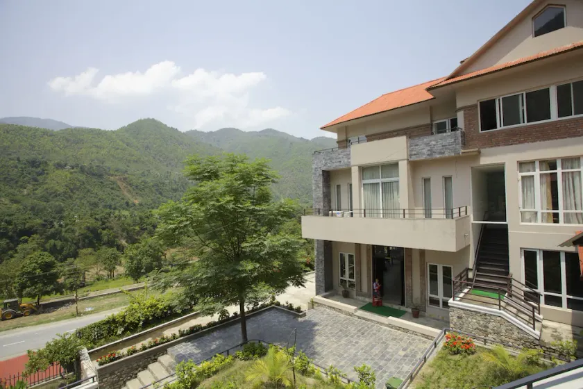 Serene Highway Resort - Image 1