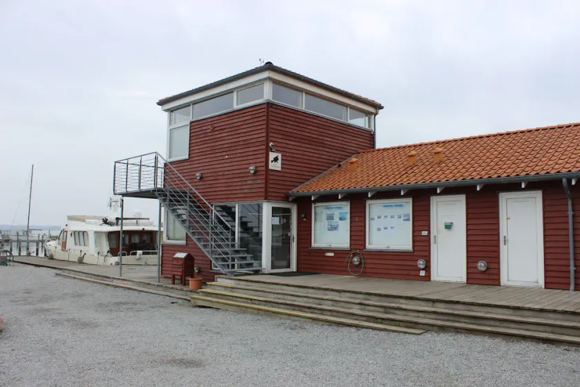 WELL Hausboote - Image 1