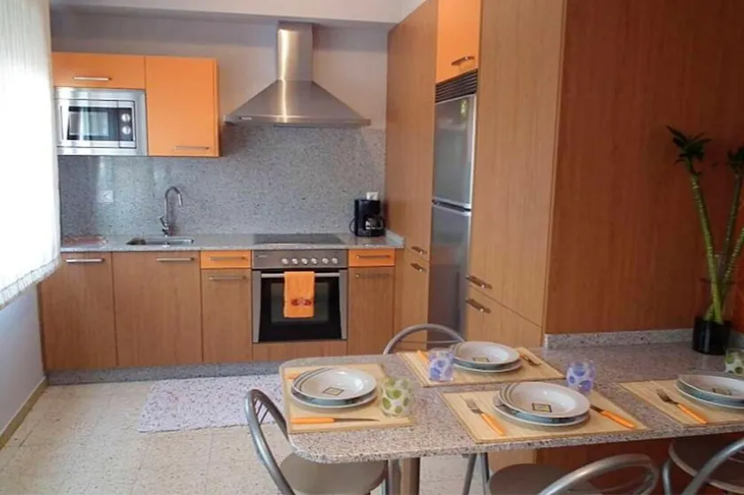 Apartment With 2 Bedrooms in El Grove, With Wifi - 500 m From the Beach - Image 1