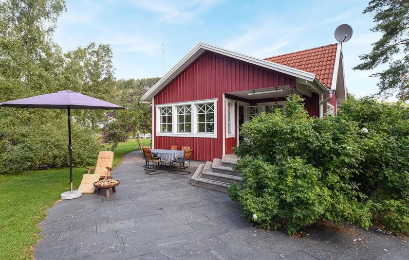 Amazing Home in Uddevalla With 6 Bedrooms, Sauna and Wifi - Image 1