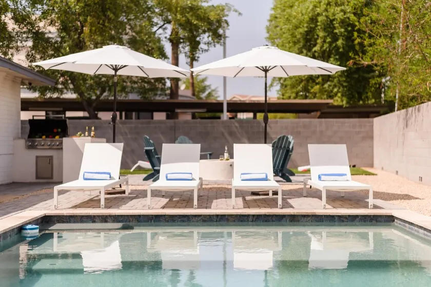 Cobalt - Modern Getaway w Pool - Close To Old Town - Image 1