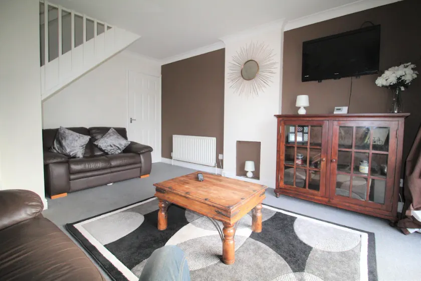 Doncaster -very Quiet-private Parking-dog Friendly - Image 1