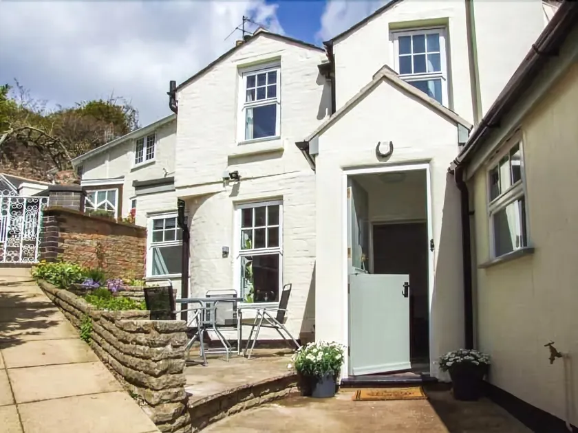 May Tree Cottage - Image 1