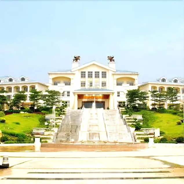 Guangzhou Furong Resort - Image 1
