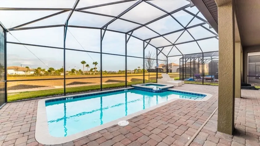 Lovely Vacation Home With Private Pool Cg1405 - Image 1
