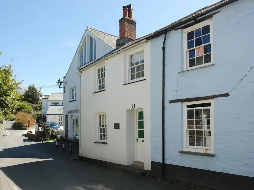 Dunn Cottage - Image 1