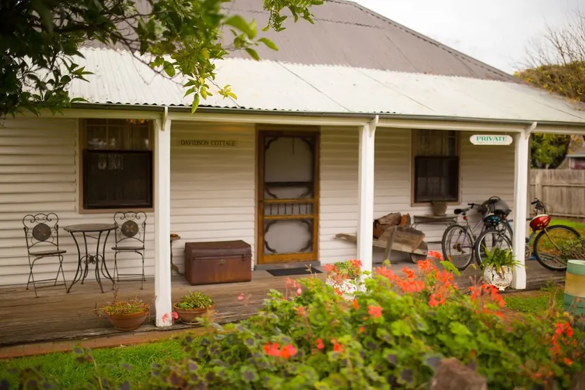 Davidsons Cottage - Image 1