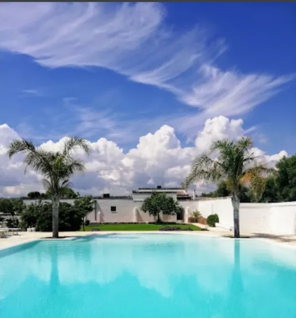 Elegant Double Room in Ancient Masseria Near the sea in a Quiet Olive Trees - Image 1