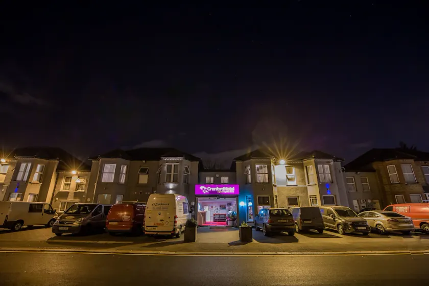 Cranford Hotel - Image 1