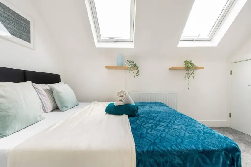 Modern Apartment, Castle View Rochester, England - Image 1