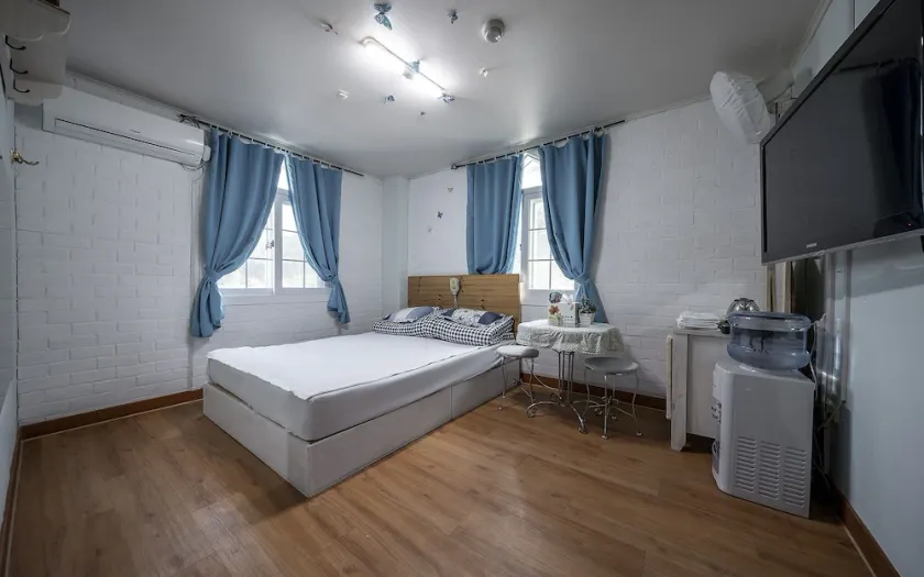 Taebaek Woojin - Image 1