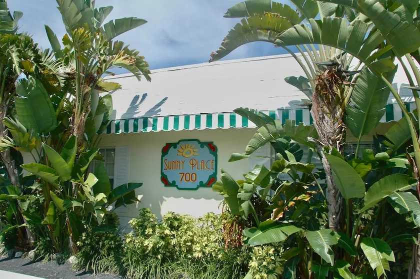 Sunny Place - Image 1