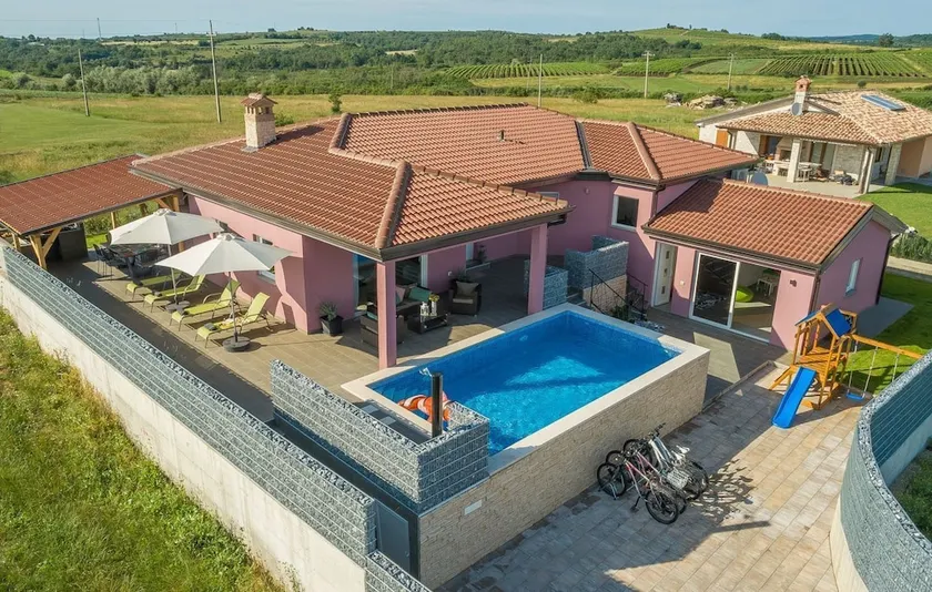 Villa Elorea - Image 1
