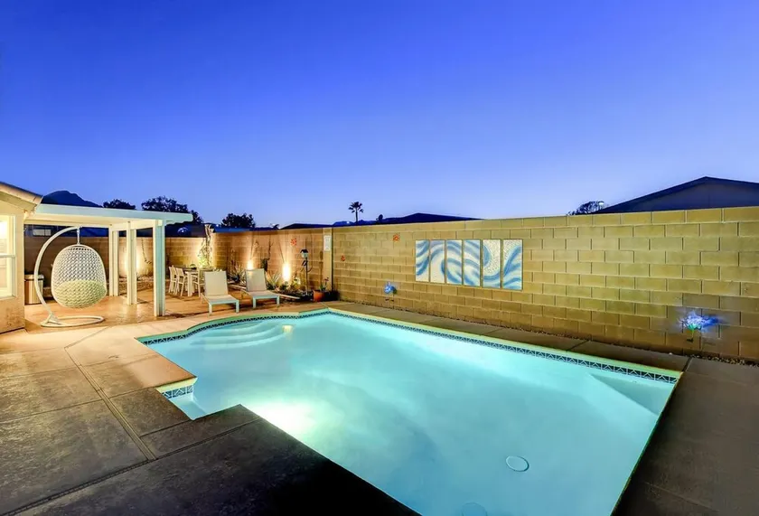 Sunny Heated Pool Retreat Near Las Vegas 1-story 3 Bedrooms Fully Equipped Island Kitchen - Image 1