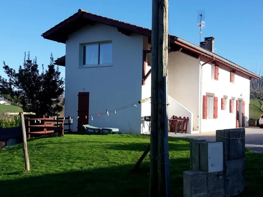 Apartment With 2 Bedrooms in Sare, With Wonderful Mountain View and Furnished Garden - 15 km From the Beach - Image 1