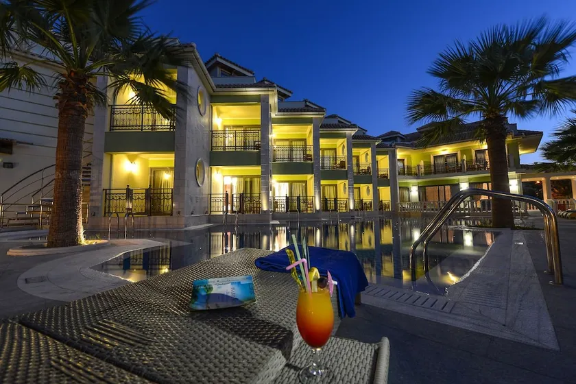 Tsilivi Palazetto Hotel - Image 1