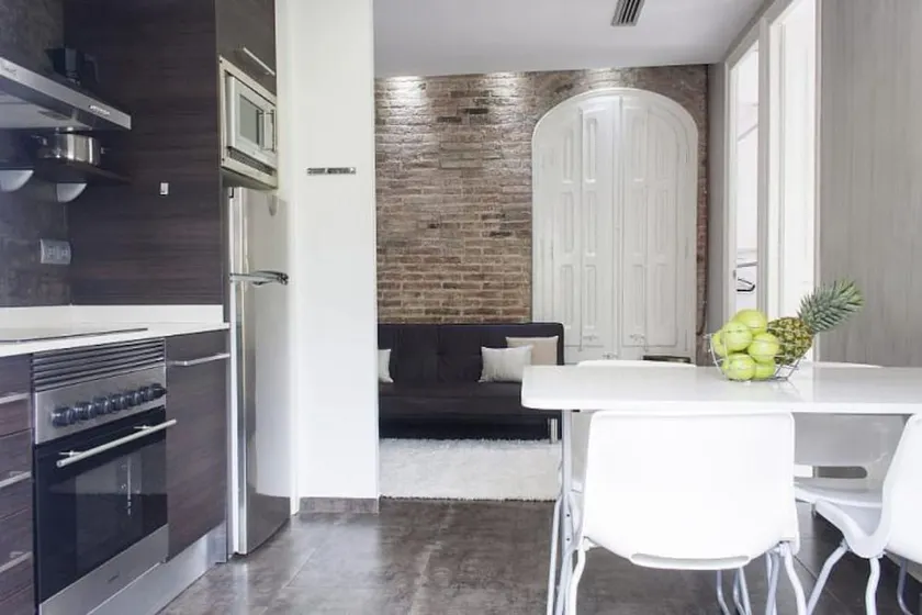 BHM1-368 Apartment Near Camp Nou - Image 1