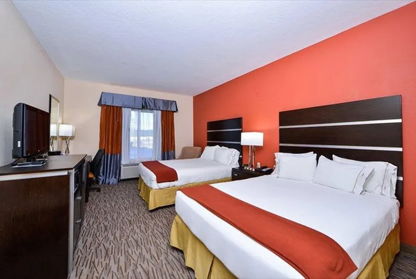 Holiday Inn Express Hotel and Suites Houston Kingwood - Image 1
