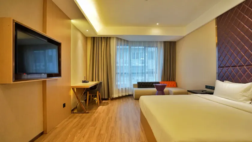 Ibis Styles Hz Chaowang Road - Image 1