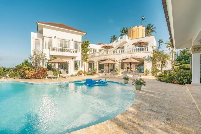 Just Amazing Costa Esmeralda 6BR Villa - Image 1