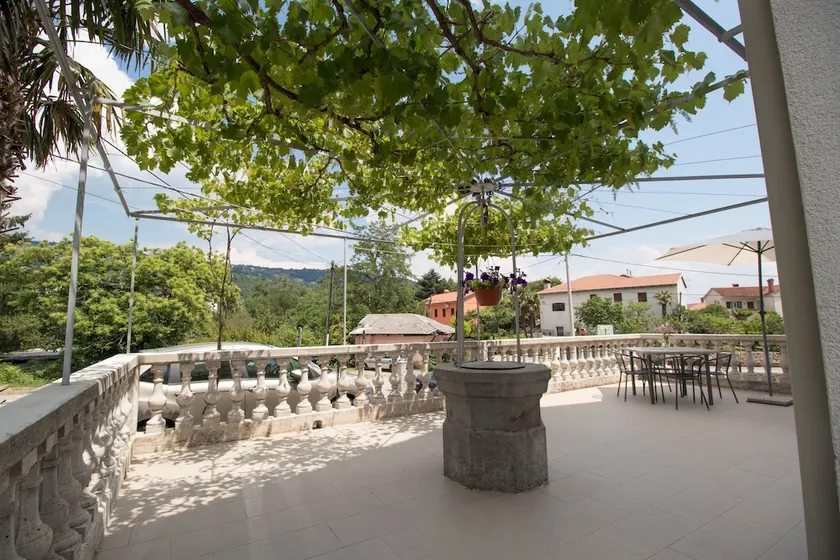 Apartment Mladen - Image 1