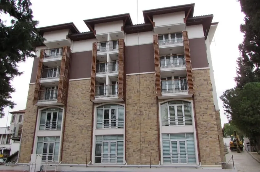 Guntur Park Otel - Image 1