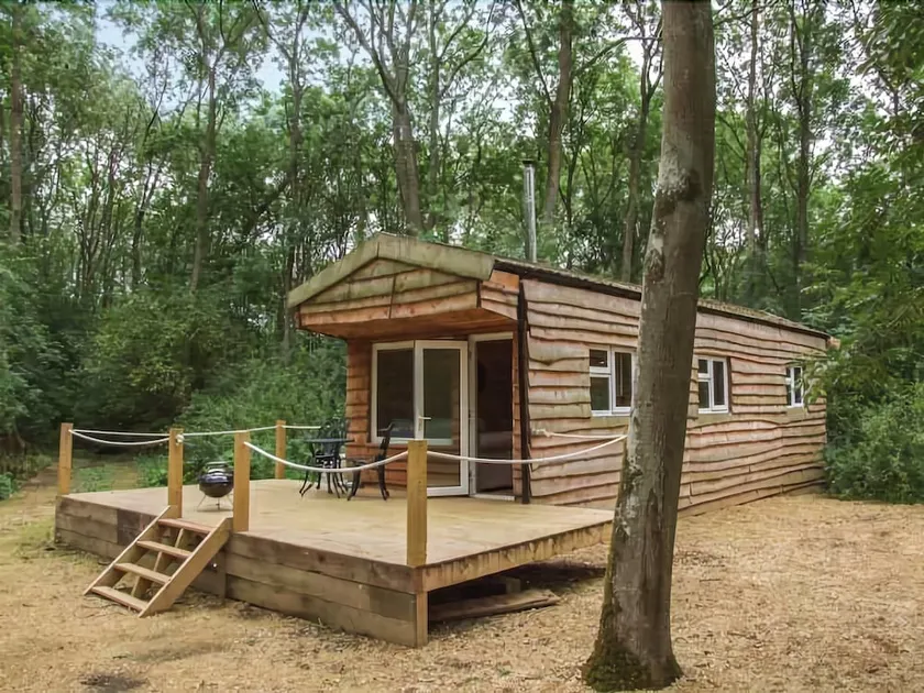 Ash Lodge - Image 1