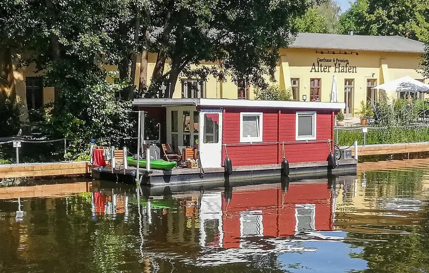 Beautiful Ship/boat in Brandenburg With 1 Bedrooms - Image 1