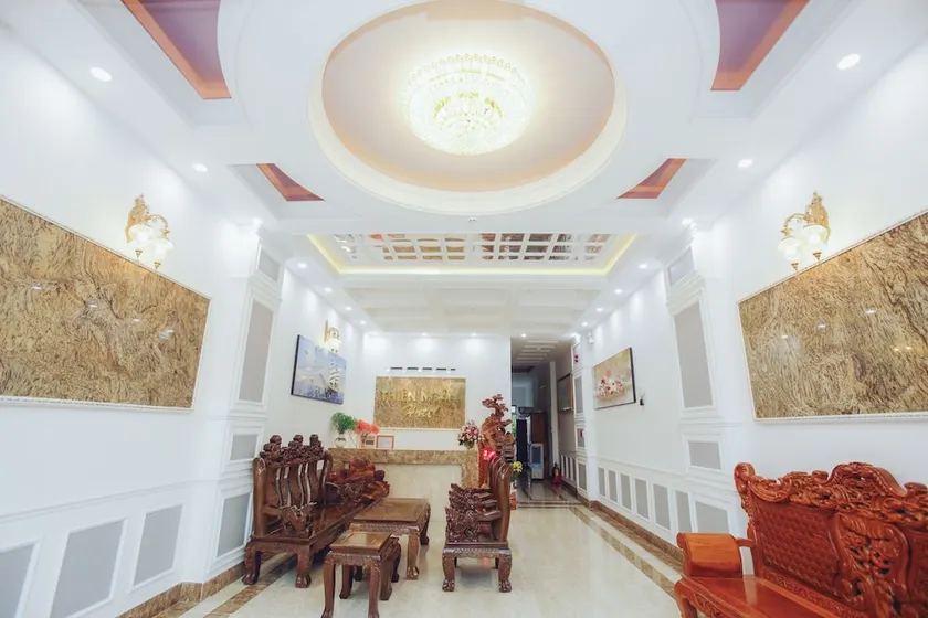 Thiên Ngân Hotel - Image 1