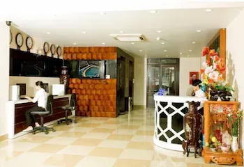 Ngoc Hong Hotel - Image 1