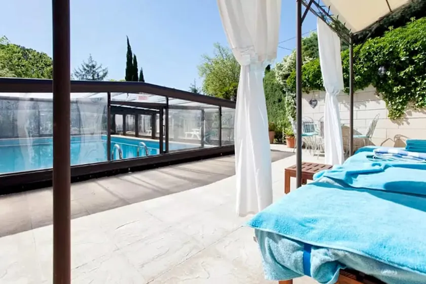 Homerez - Provençalsk Villa med Pool i Barbentane - Image 1
