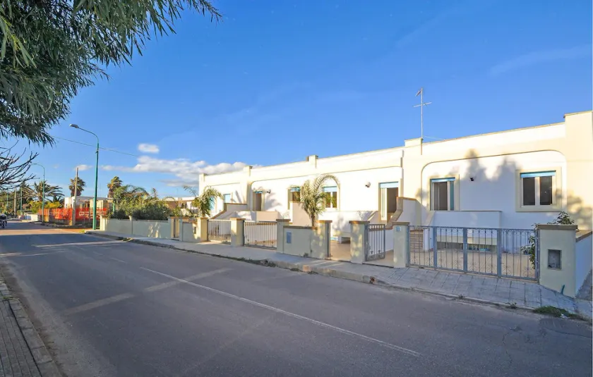 Awesome Apartment in Gallipoli With 3 Bedrooms - Image 1