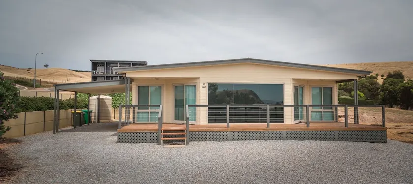 Salt - 37 Oceanview Drive - Image 1