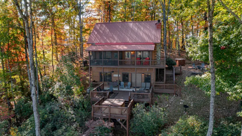 Sunrise Summit - Pet Friendly | Mountain Views | Screened Porch - Image 1