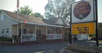Aurora's Kentucky Lake Cottages - Image 1