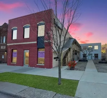 The Downtown Loft - Image 1