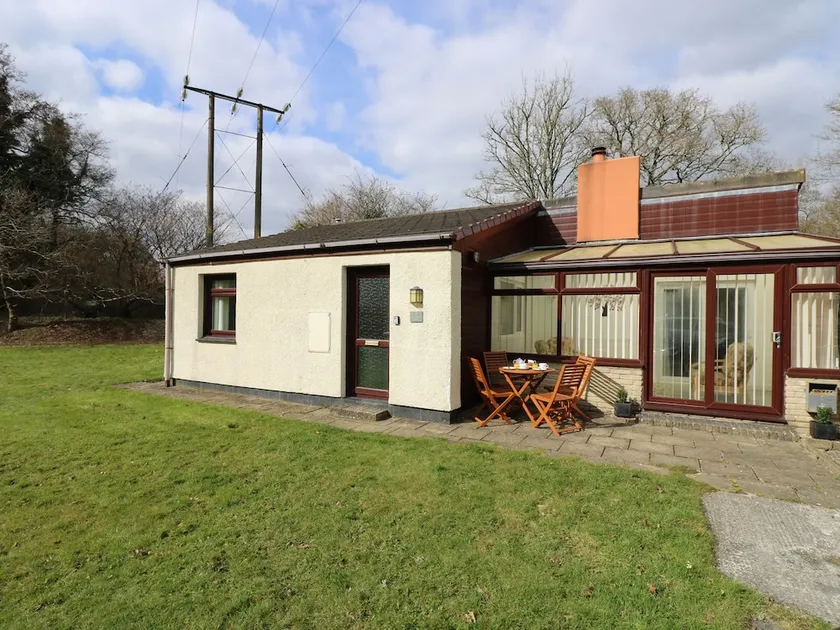 Trevellard Belle - Image 1