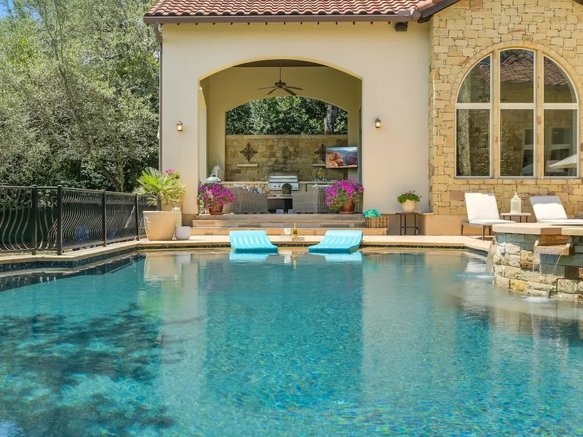 The ABOVE Villa Bonita - Image 1