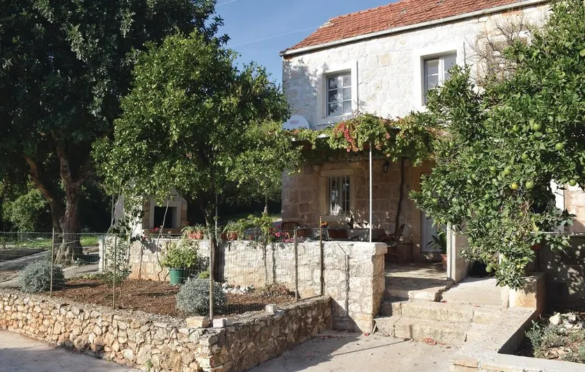 Awesome Home in Orebic With Wifi and 2 Bedrooms - Image 1