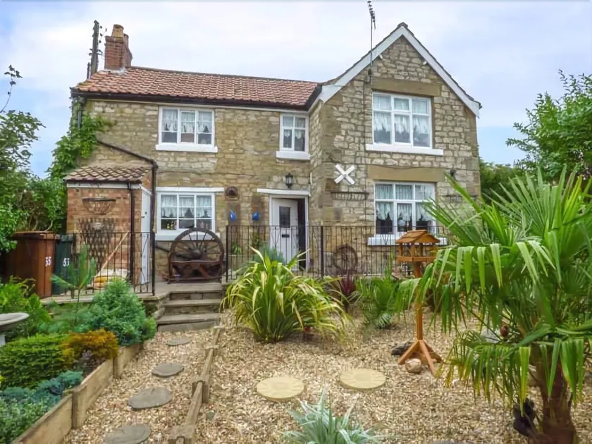 Croft Cottage - Image 1