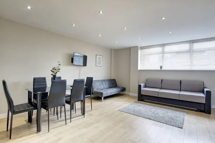 City Gate Suites - Image 1