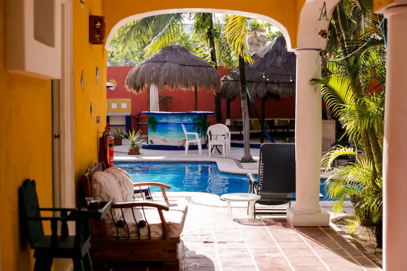 El Acuario Hotel - Image 1