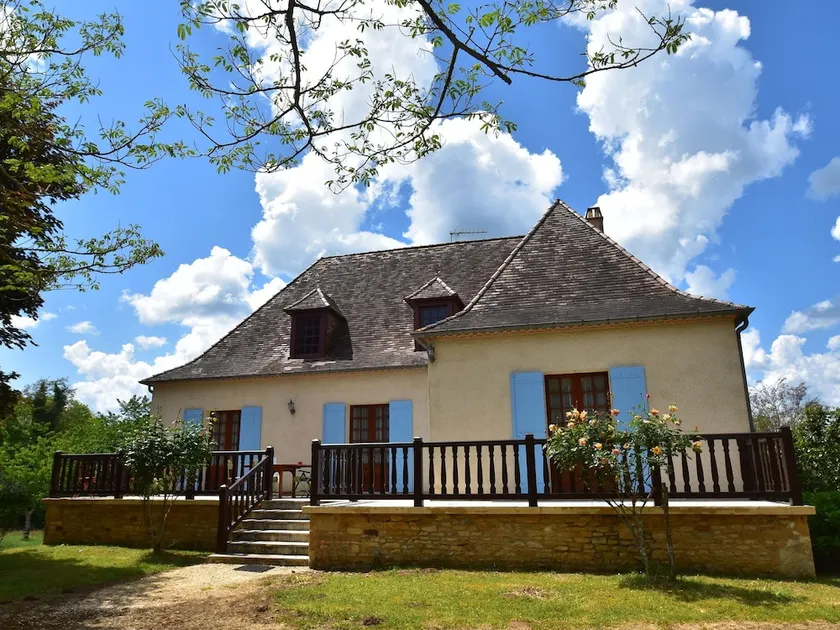 Refined Holiday Home in Villefranche-du-perigord With Garden - Image 1