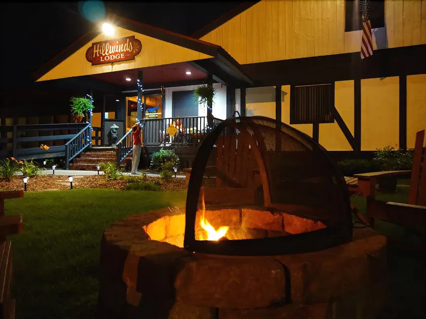 Hillwinds Lodge - Image 1