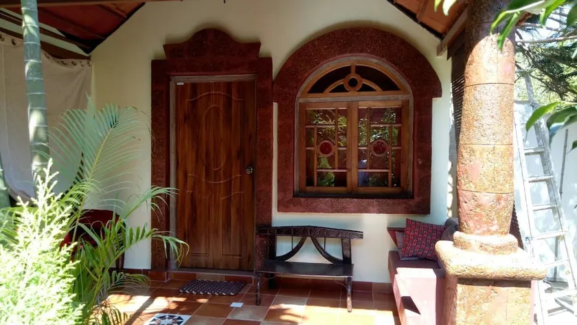 Shawnels Beach Resort - Image 1