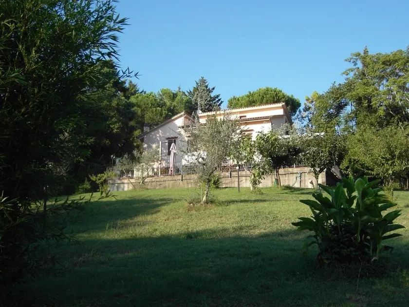 Apartment With 2 Bedrooms in Provincia di Livorno, With Enclosed Garden and Wifi - 15 km From the Beach - Image 1