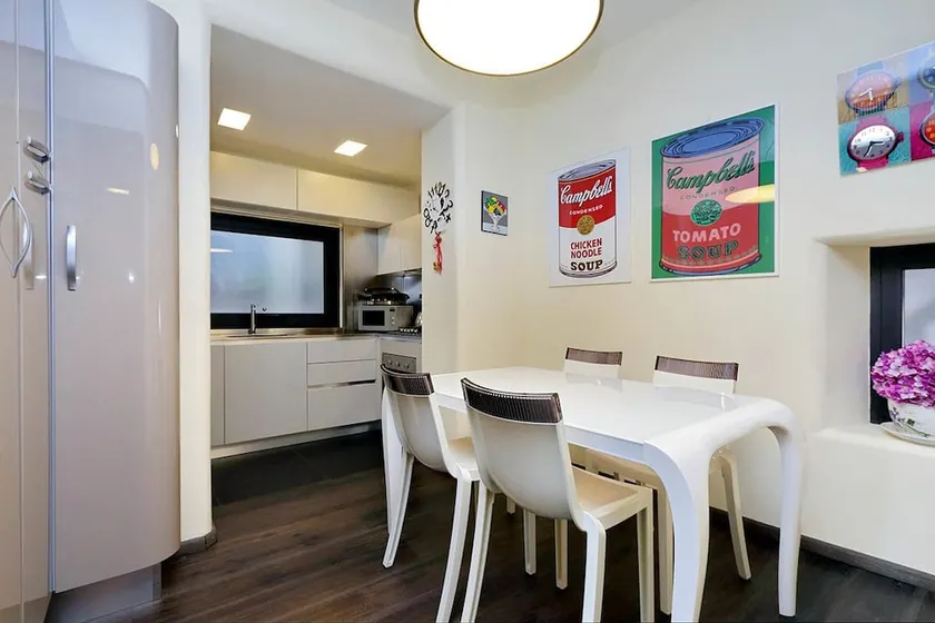 Vittoria Luxury Apartment Romeloft - Image 1