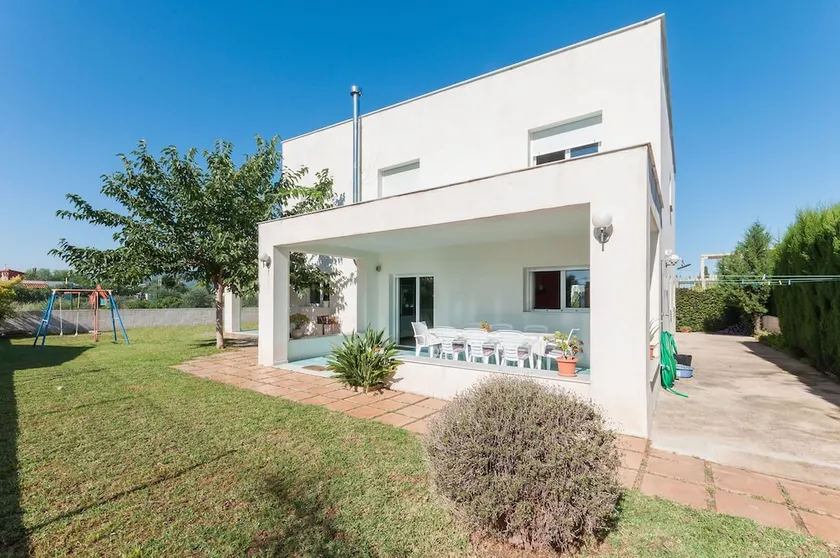 Perica - Image 1