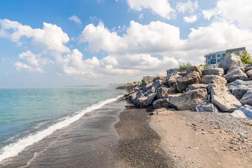 GLOBALSTAY. Modern Townhomes on Lake Ontario - Image 1